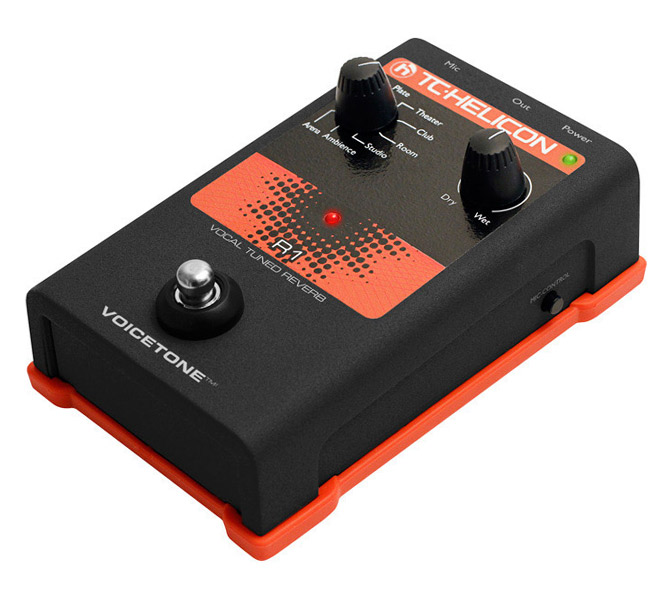 TC-Helicon VoiceTone R1, Reverb pedál procesor